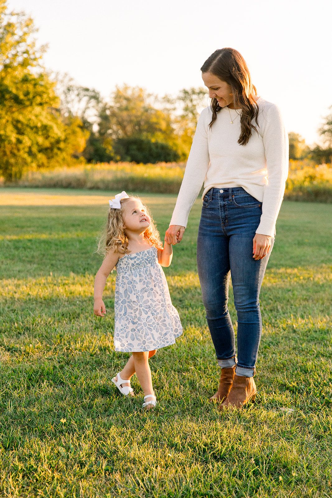 Chicago family photographers, suburban fall mini session in Busse Woods Schaumburg Illinois