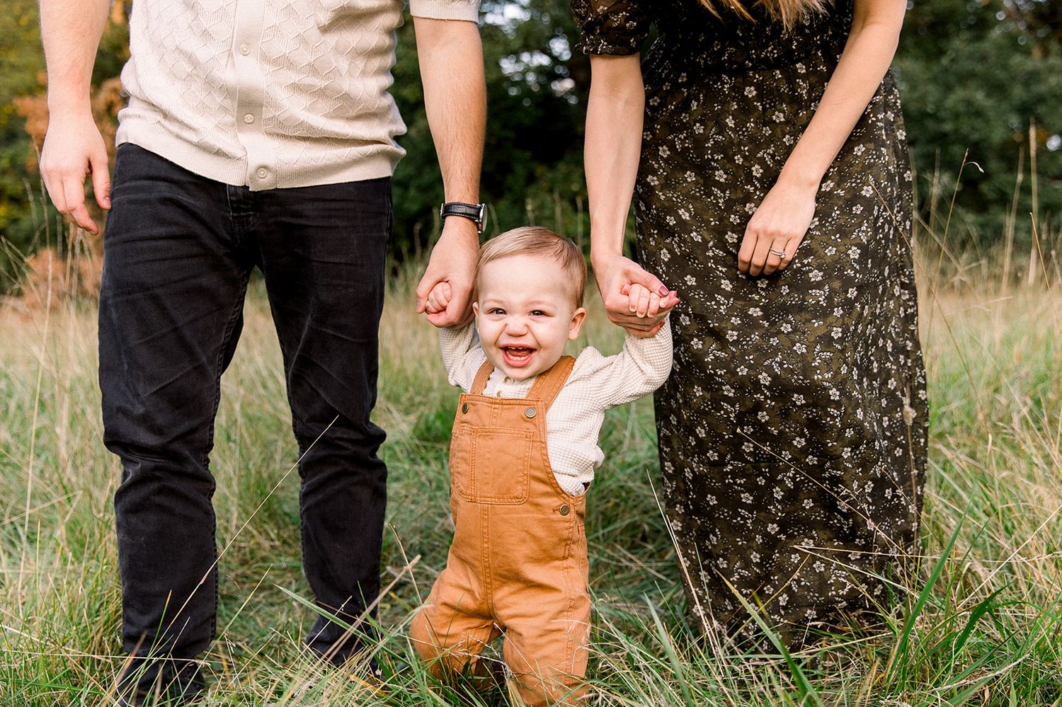 family photographers, fall outdoor mini session for a chicago suburban young family in schaumburg