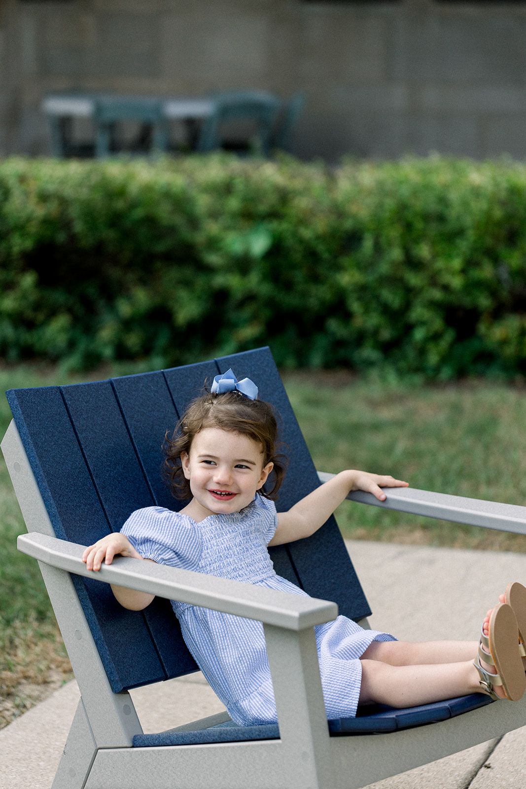 Chicago family photographers, image of family fall photoshoot at dominican university