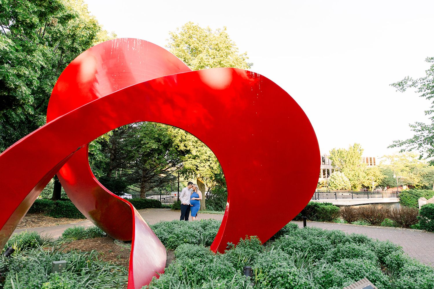 Maternity photography near me, chicago pregnancy photoshoot in the chicago suburbs, Naperville riverwalk portrait