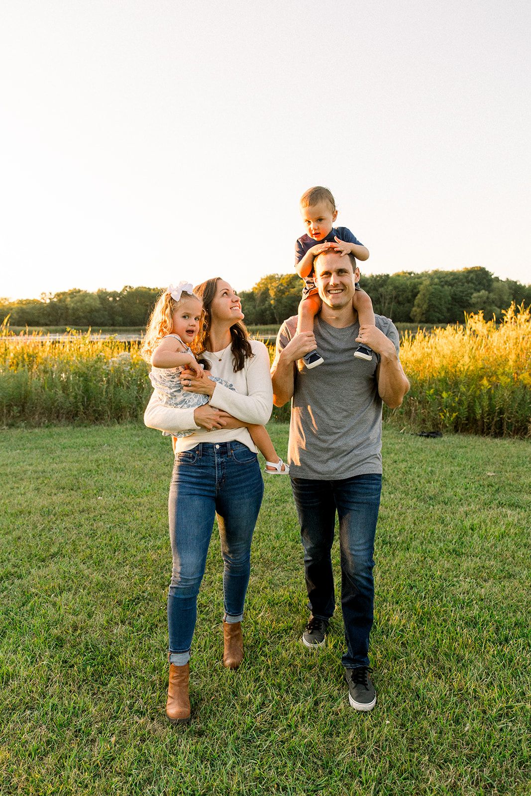 Chicago family photographers, suburban fall mini session in Busse Woods Schaumburg Illinois