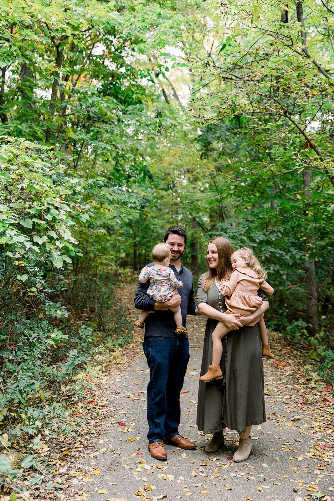 family photographers, fall outdoor mini session for a chicago suburban young family in schaumburg
