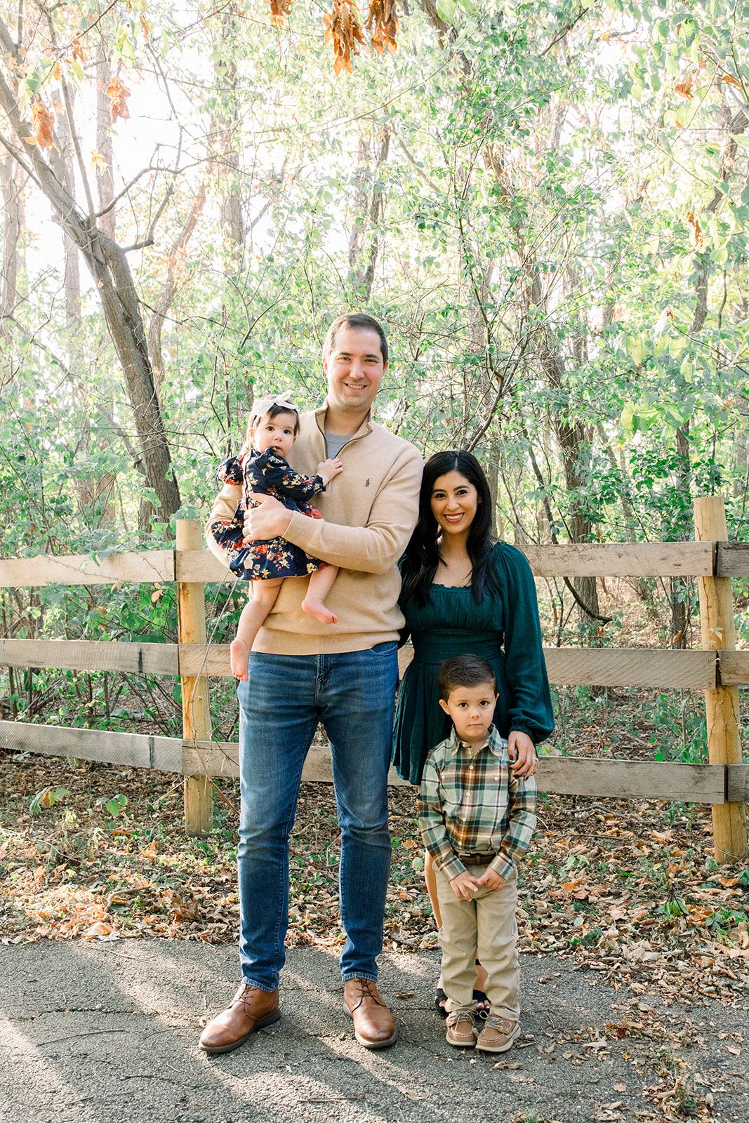 Chicago IL photographer, young family portrait fall session  in the chicago suburb Schaumburg