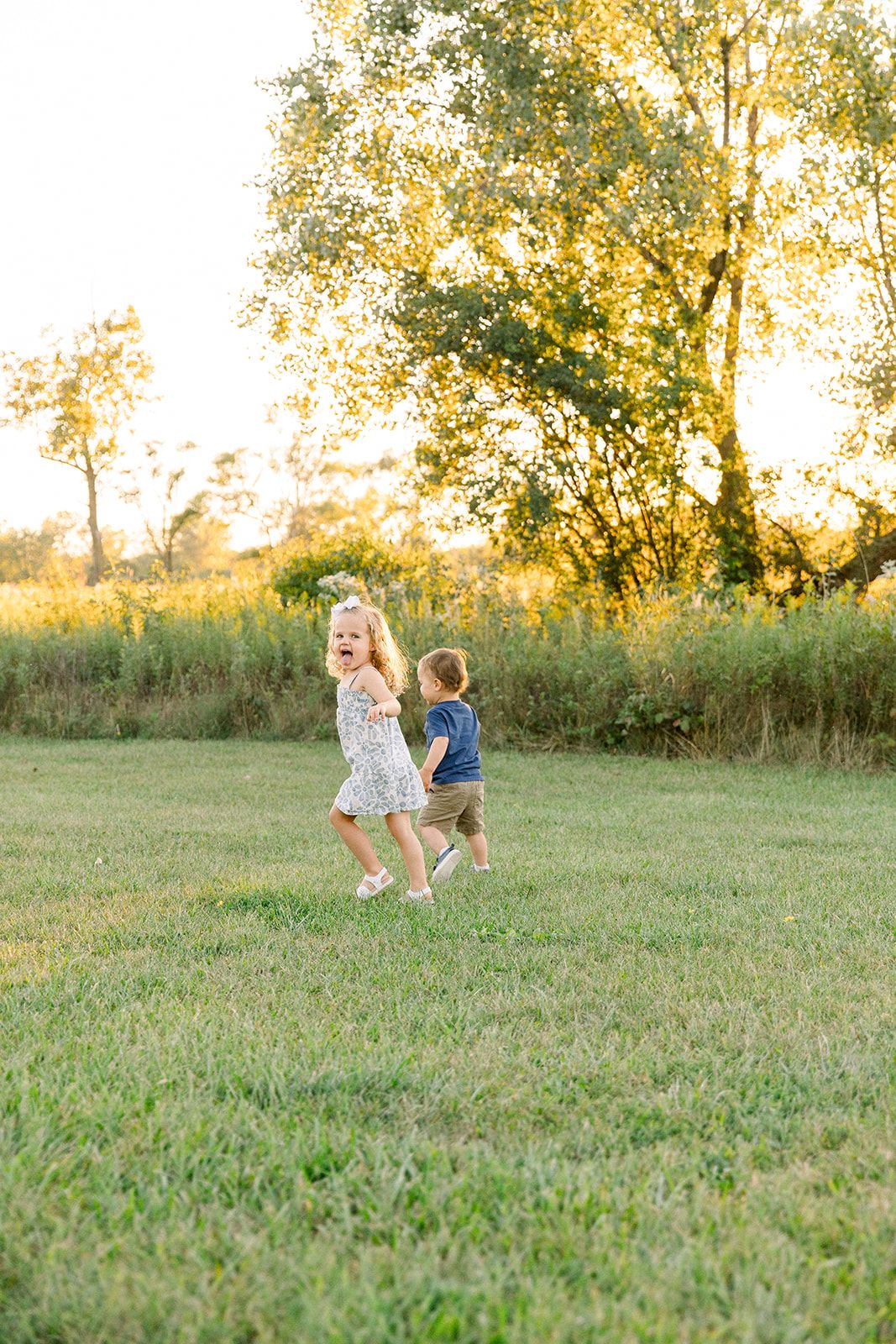 Chicago family photographers, suburban fall mini session in Busse Woods Schaumburg Illinois