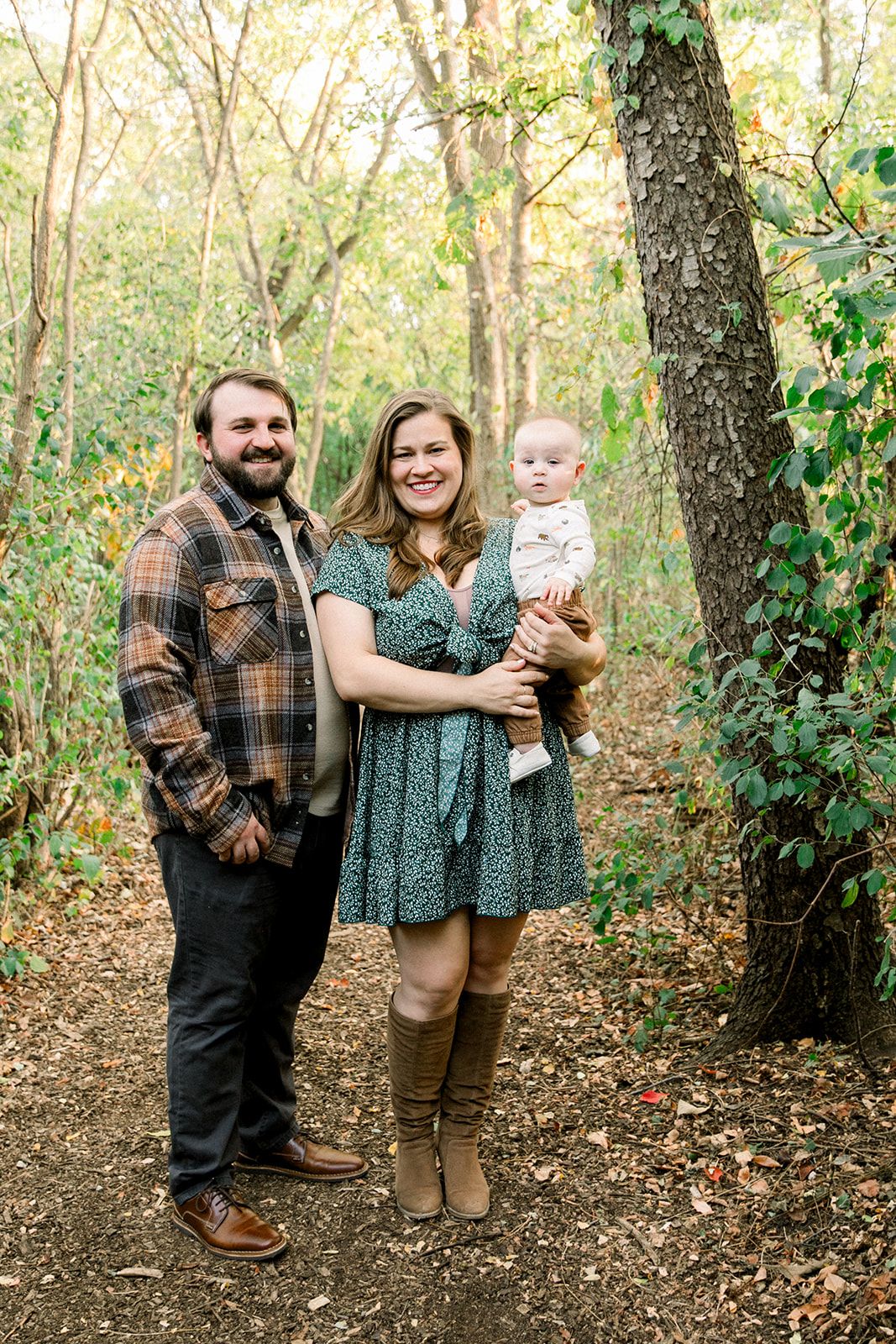 Chicago family photographers, image of family fall mini photoshoot in schaumburg, illinois
