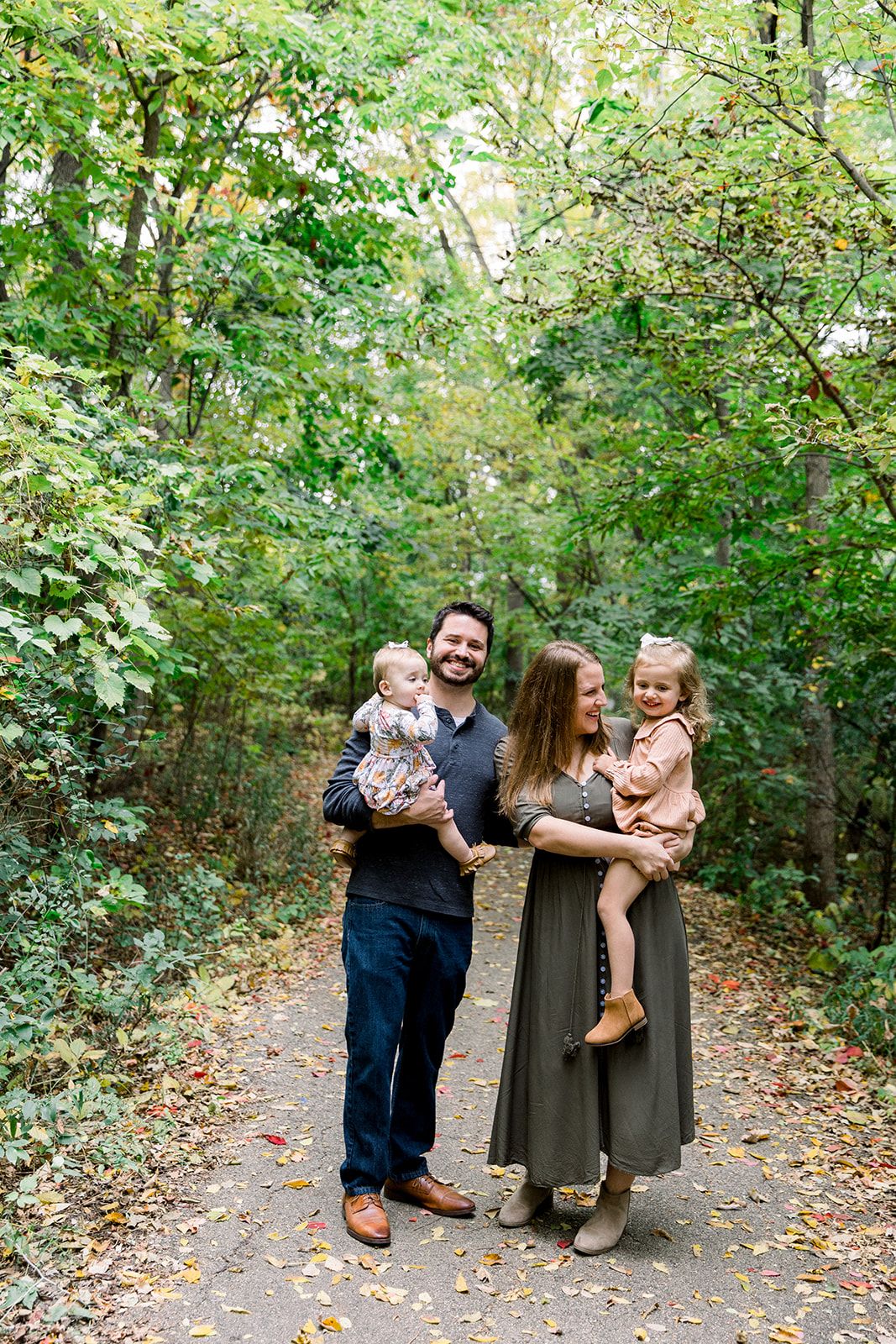 family photographers, fall outdoor mini session for a chicago suburban young family in schaumburg