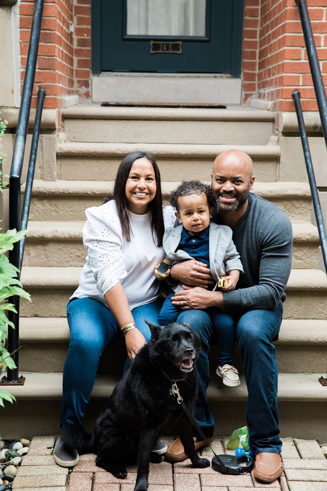 Family photography near me, outdoor home mini session for a young family