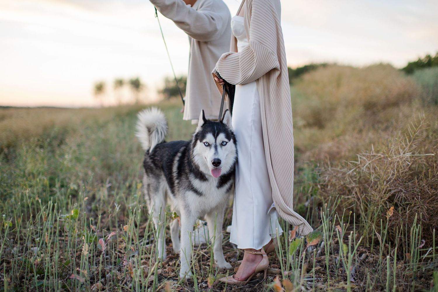 Two people photographed by Zoe Lauren Photography