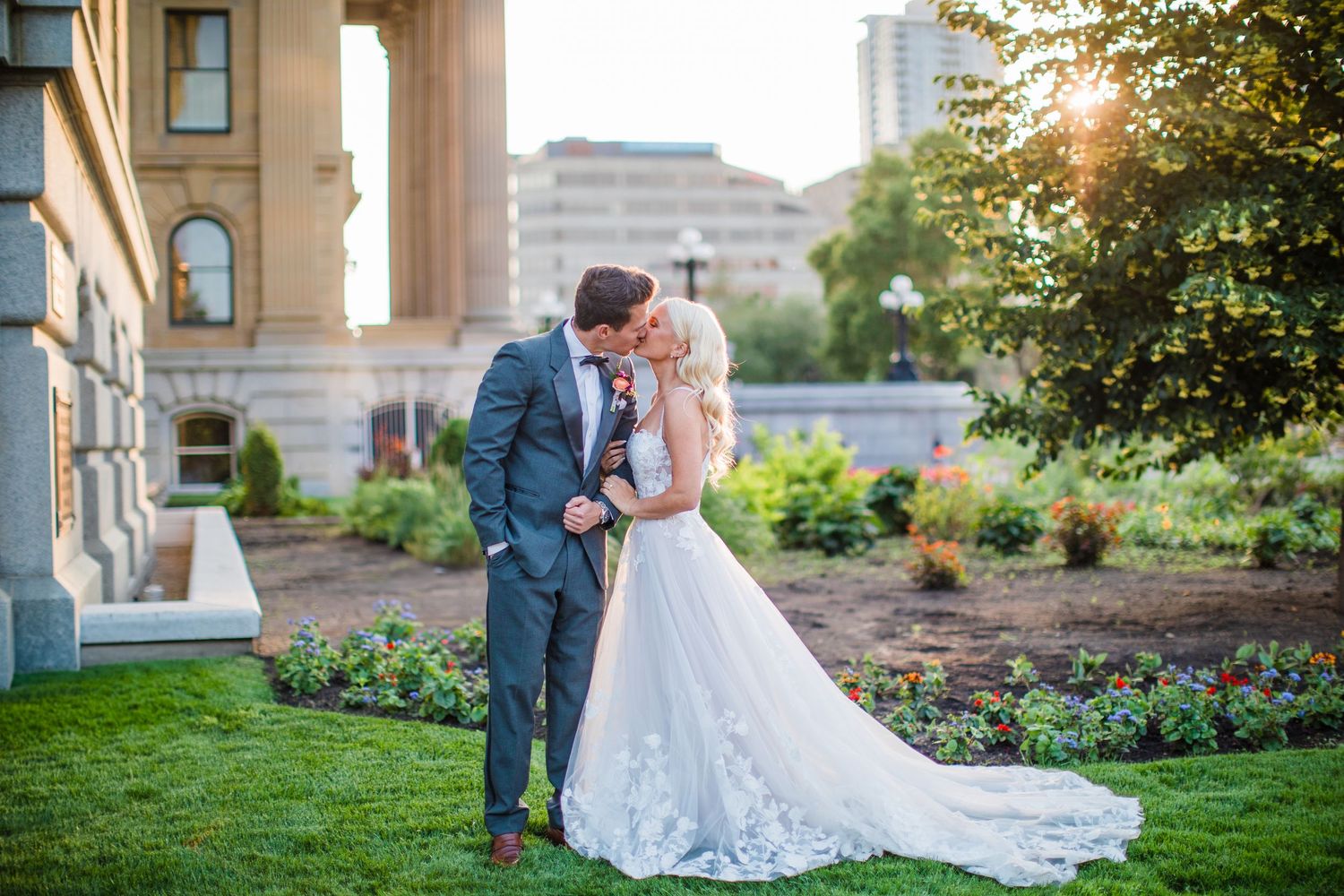 Two people photographed by Zoe Lauren Photography