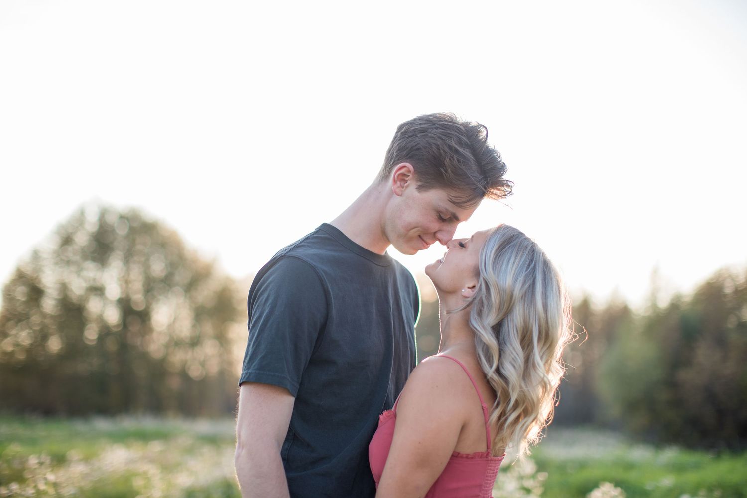 Two people photographed by Zoe Lauren Photography