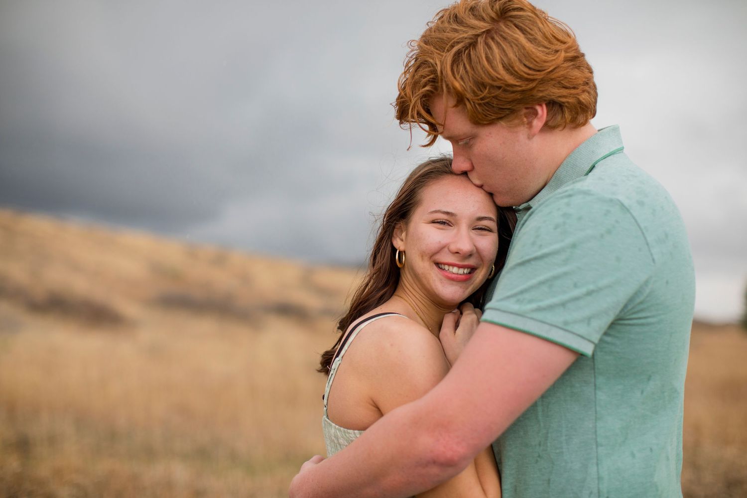 Two people photographed by Zoe Lauren Photography