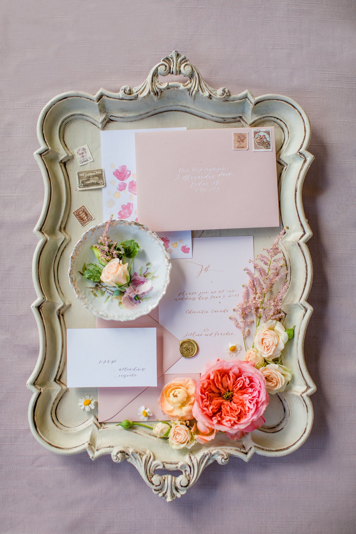 Two people photographed by Zoe Lauren Photography