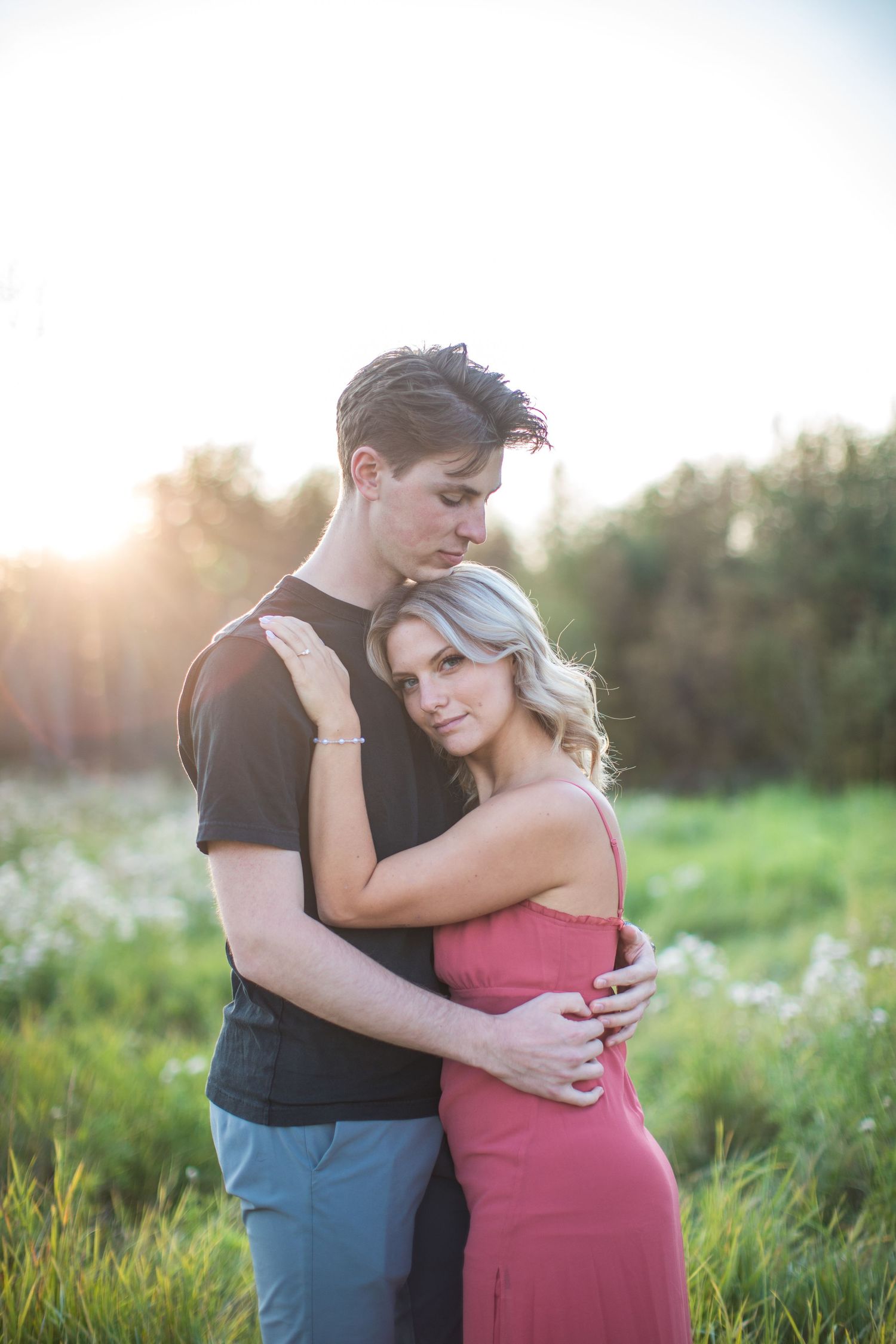 Two people photographed by Zoe Lauren Photography