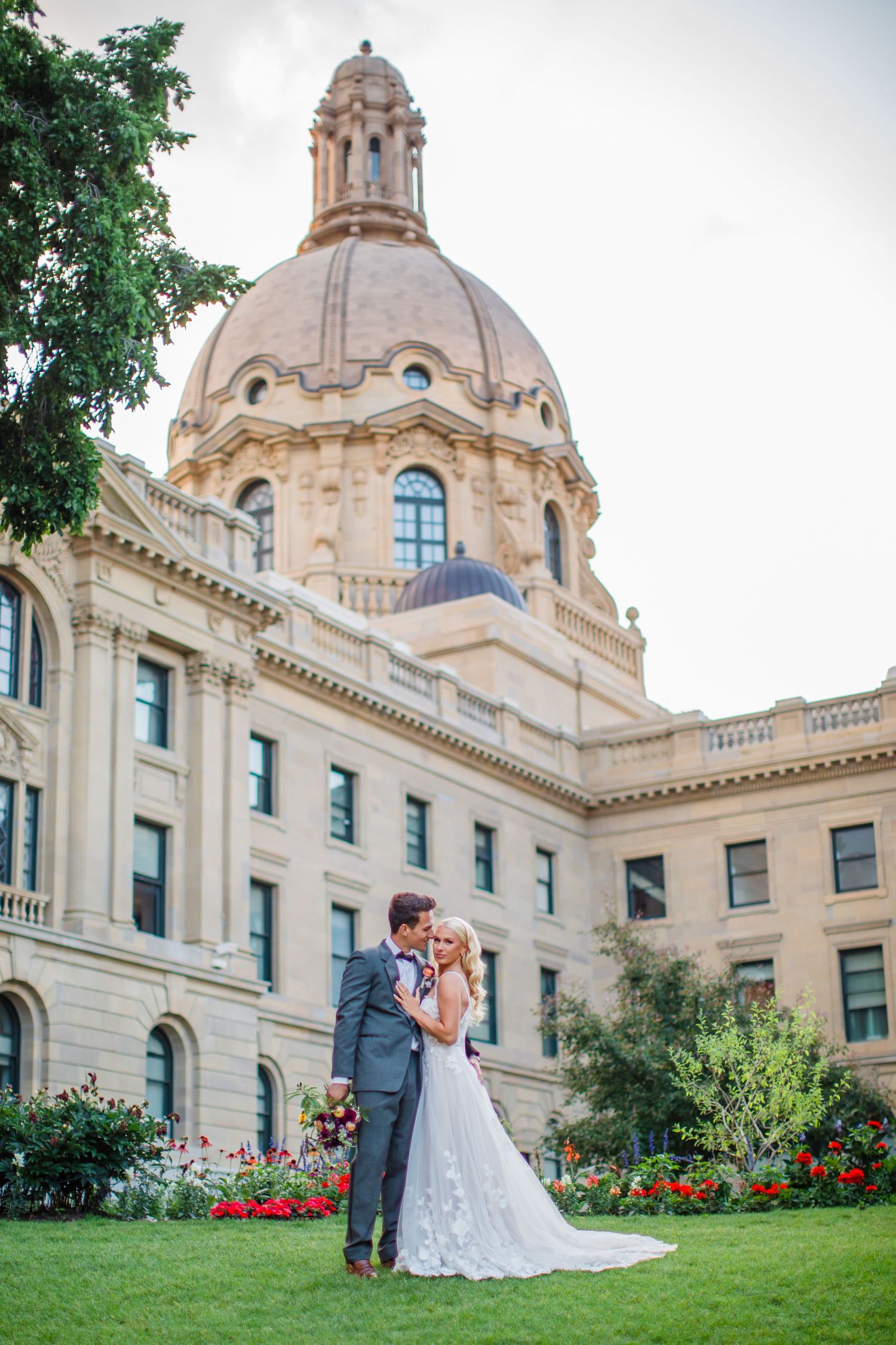 Two people photographed by Zoe Lauren Photography