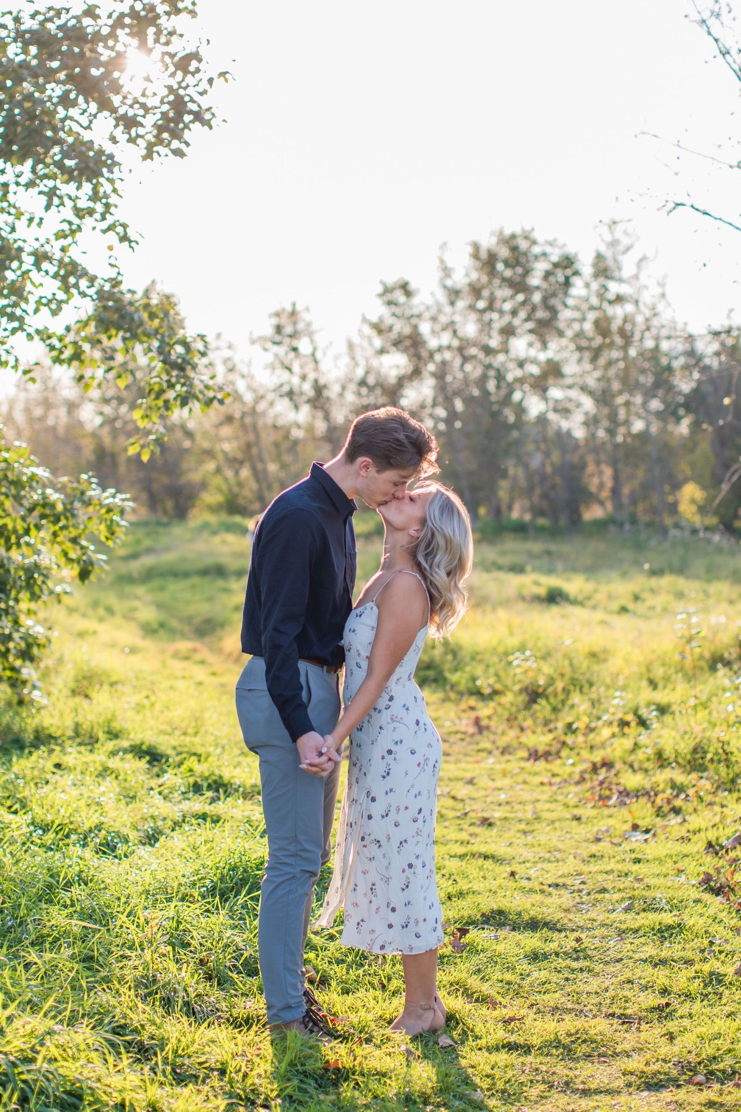 Two people photographed by Zoe Lauren Photography