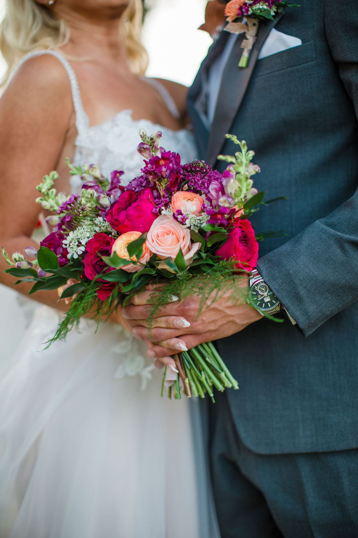 Two people photographed by Zoe Lauren Photography