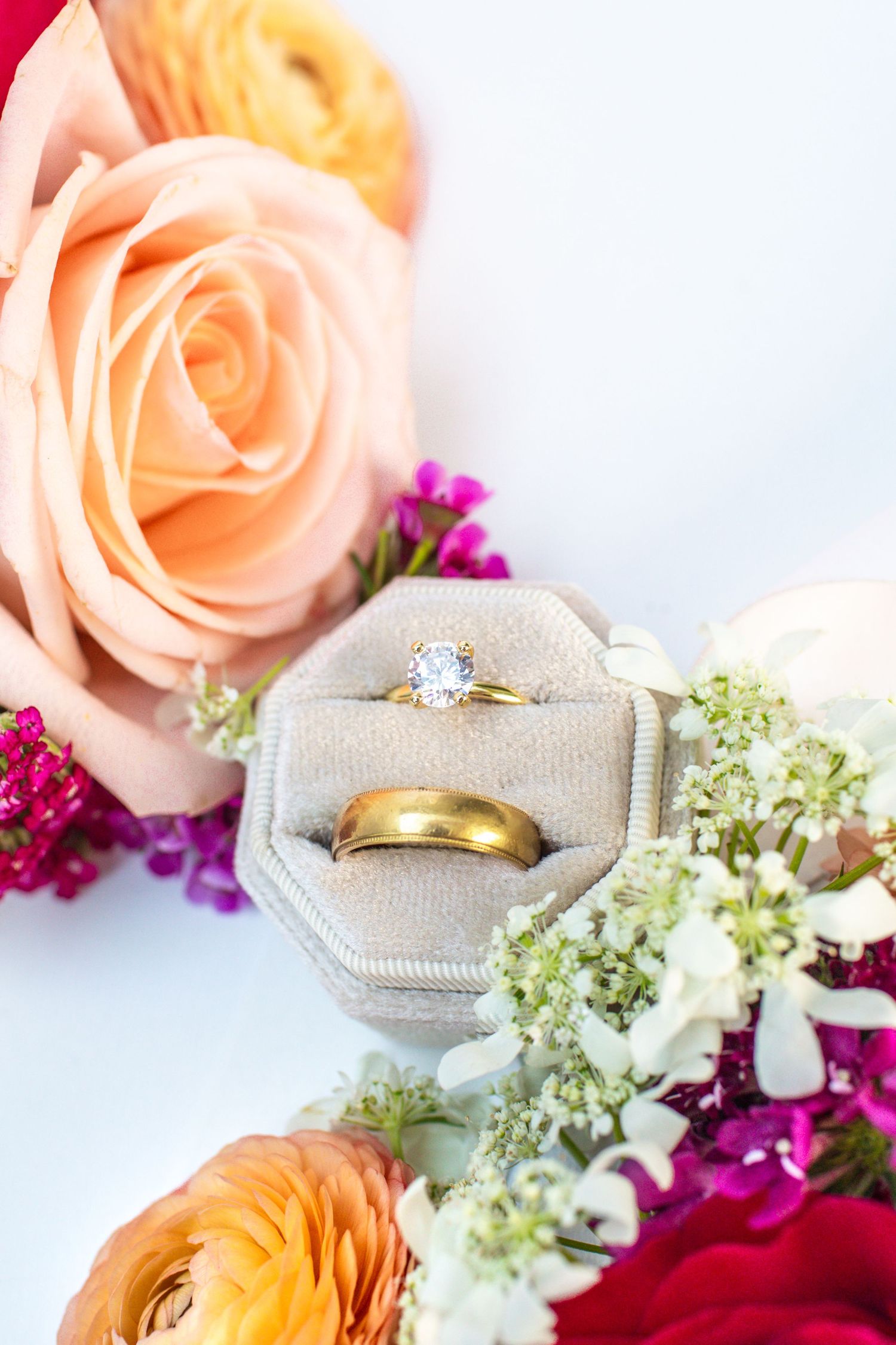 Two people photographed by Zoe Lauren Photography