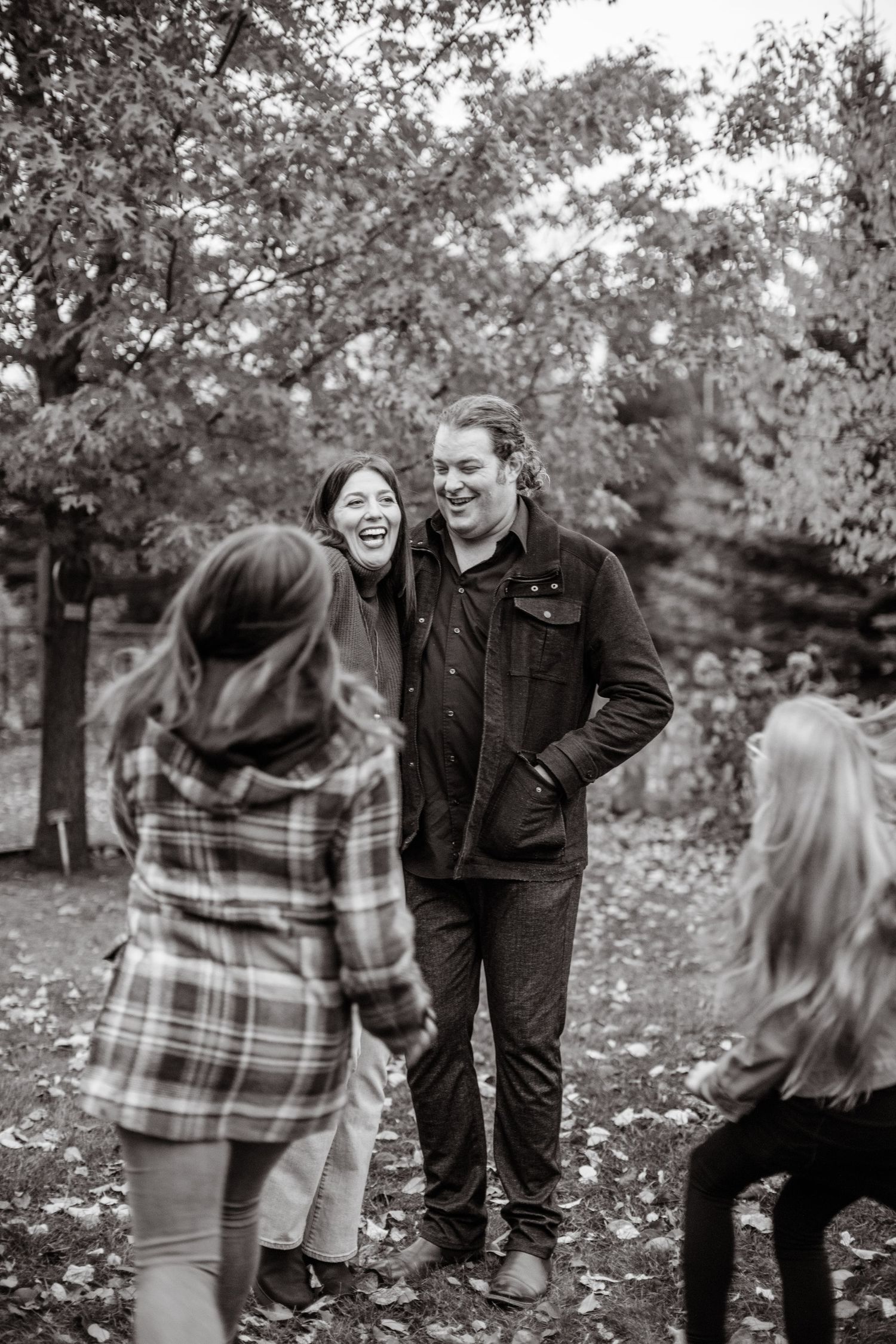 Two people photographed by Zoe Lauren Photography