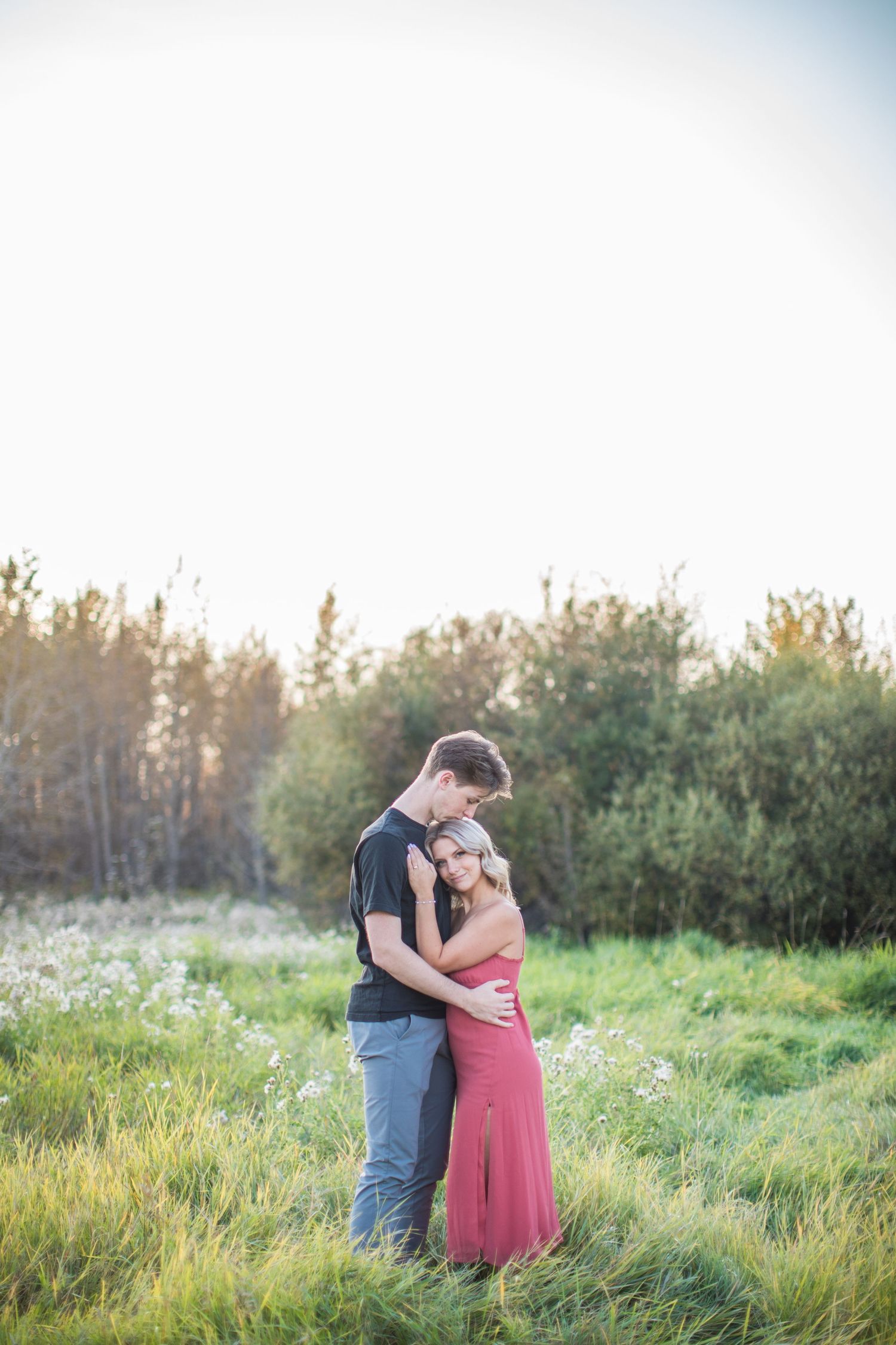 Two people photographed by Zoe Lauren Photography
