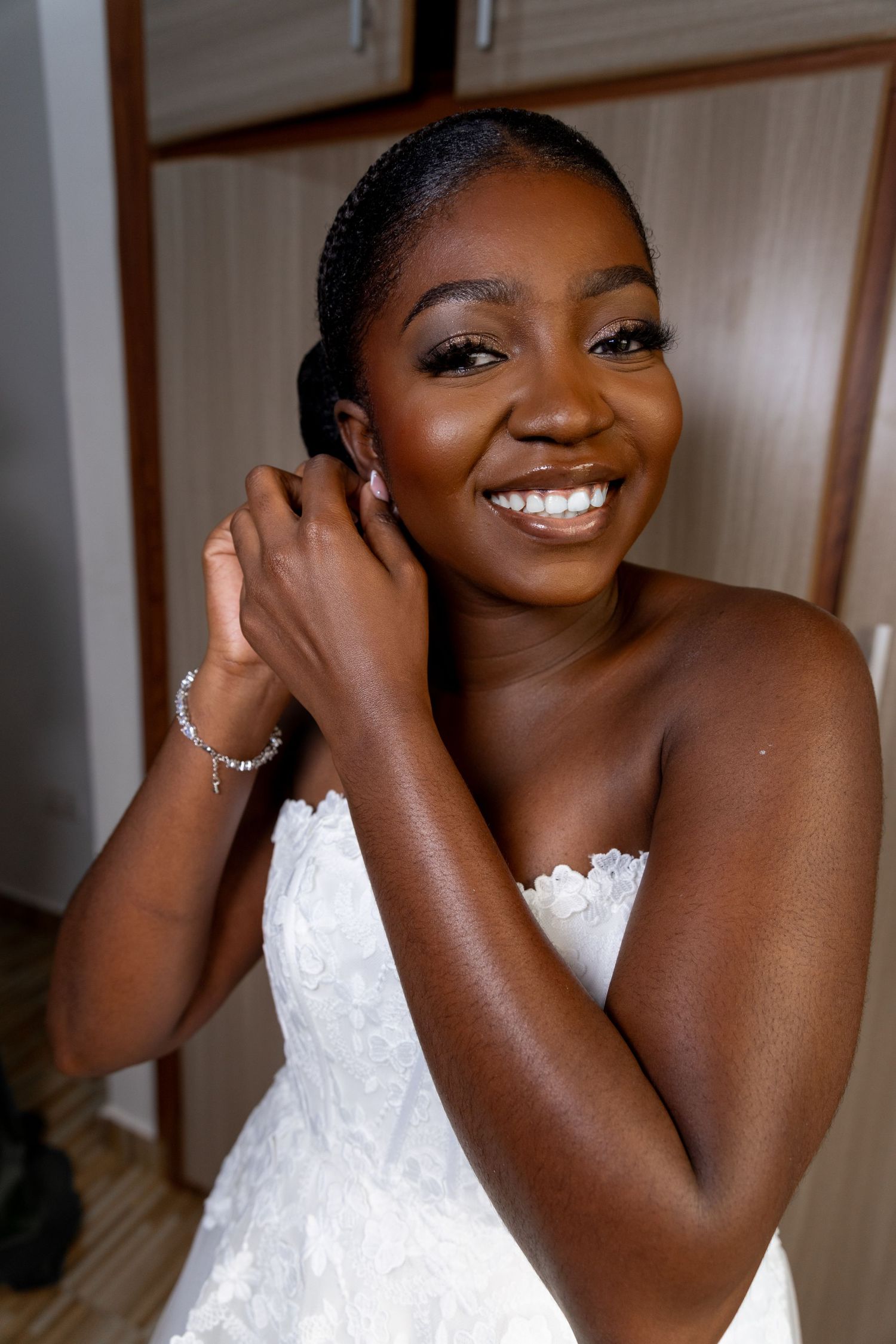 Beautiful  Ghanaian Bride at a wedding ceremony photography