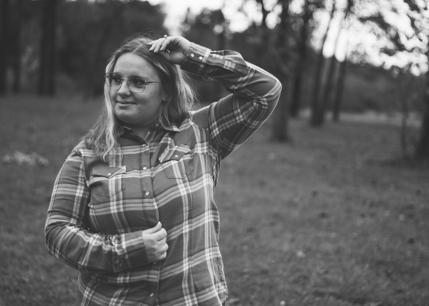 fall photo session, solo photo session, solo pose idea, close up portrait,