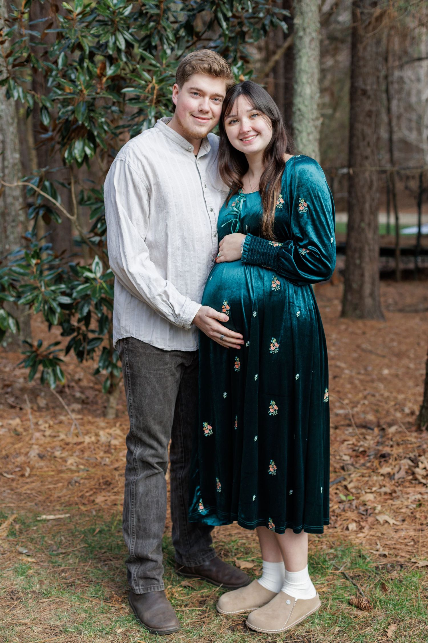 Portrait of a pregnant mom with dad in Williamsport, Pennsylvania