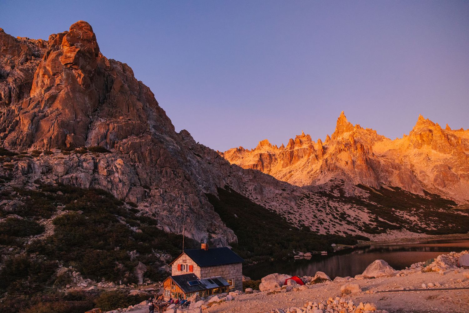 Alpine sunset lighting mountain peaks in British Columbia.
