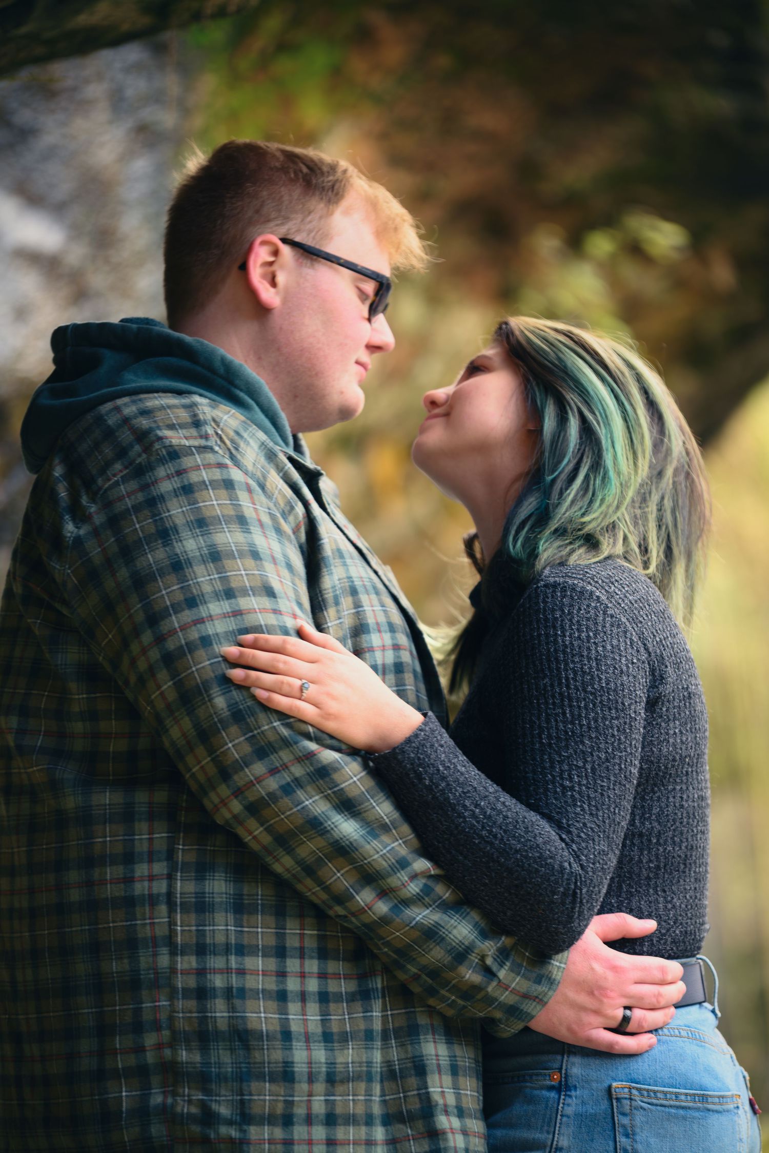 Franklin Indiana based photographer offering engagement sessions. Let me capture the moment you said YES!