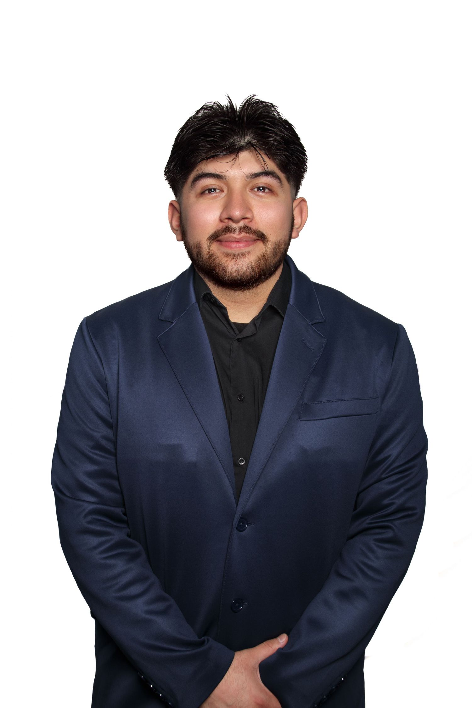 Headshot Portrait, white backdrop, Male with a beard,  Real Estate Headshot, Man Wearing Suite