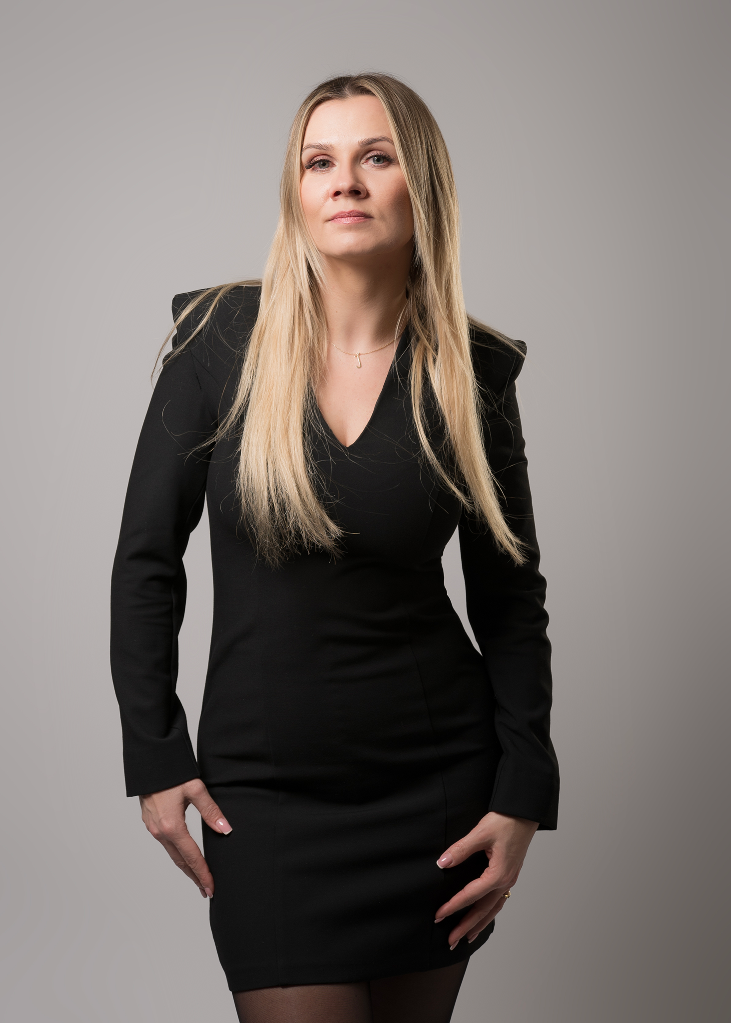 Professional studio headshot photographer in Spalding