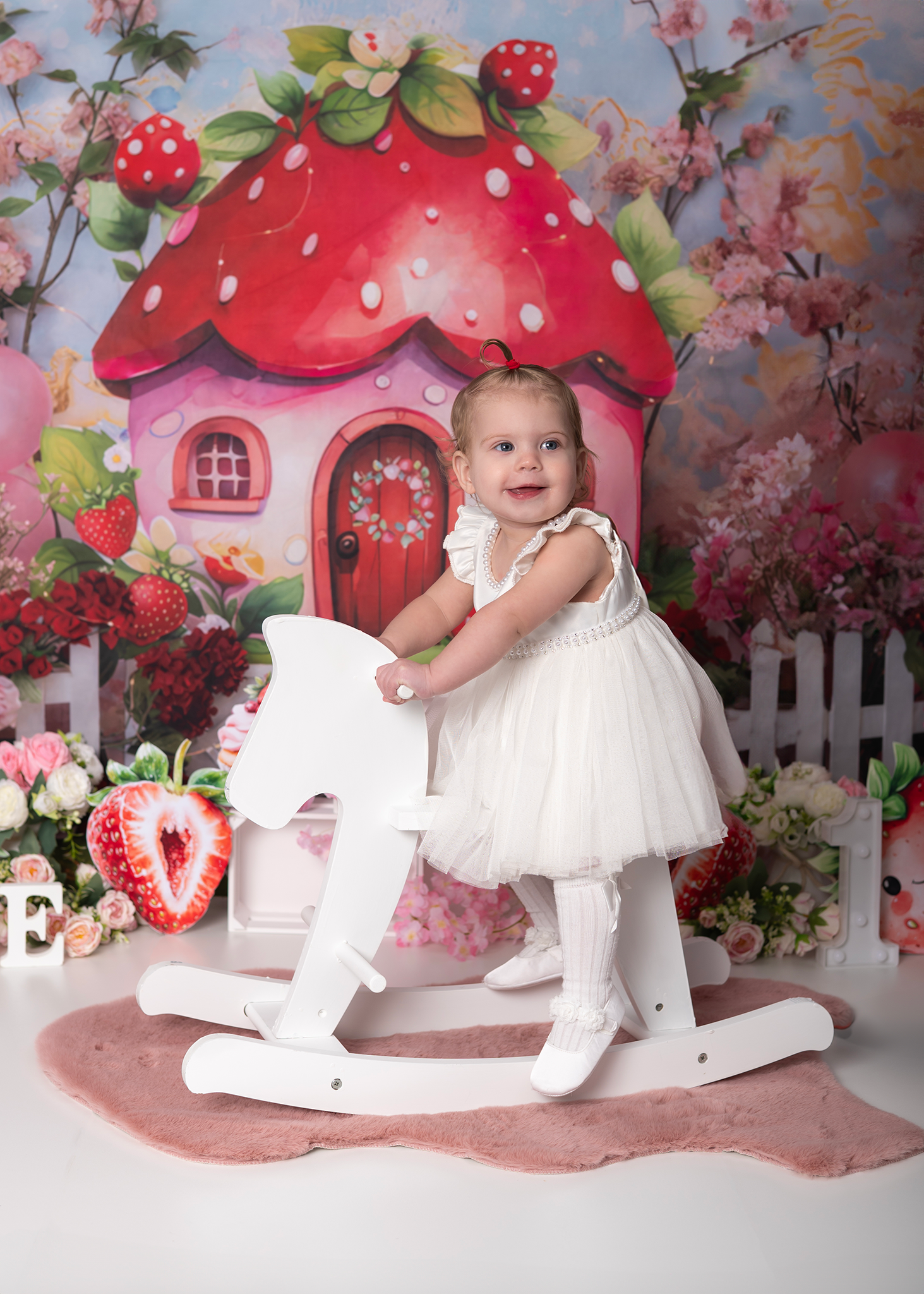 Professional cake smash photography near Boston and Holbeach in Spalding