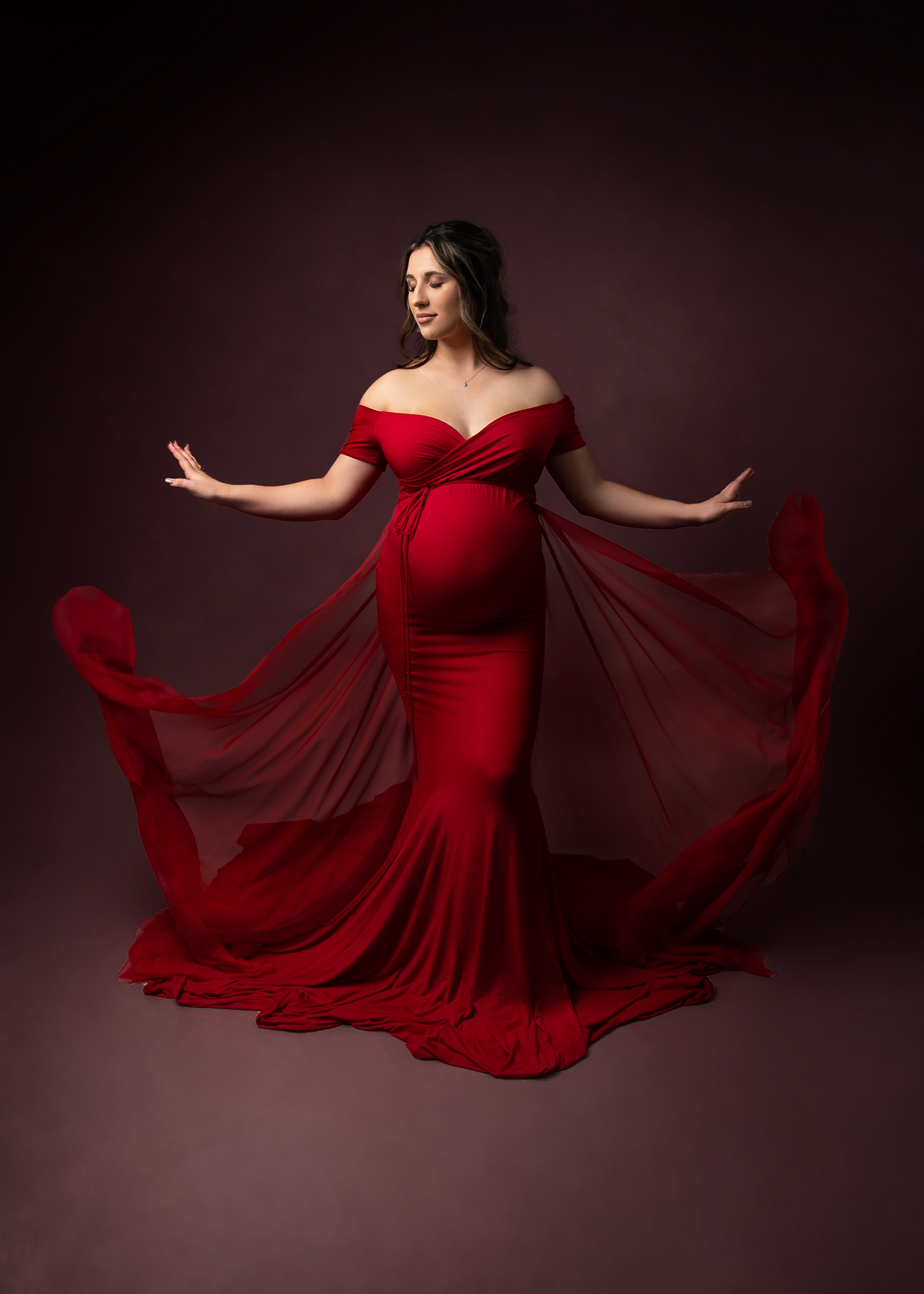 Professional maternity photographer in Spalding serving Peterborough, Boston, Holbeach, Bourne and surrounding areas.