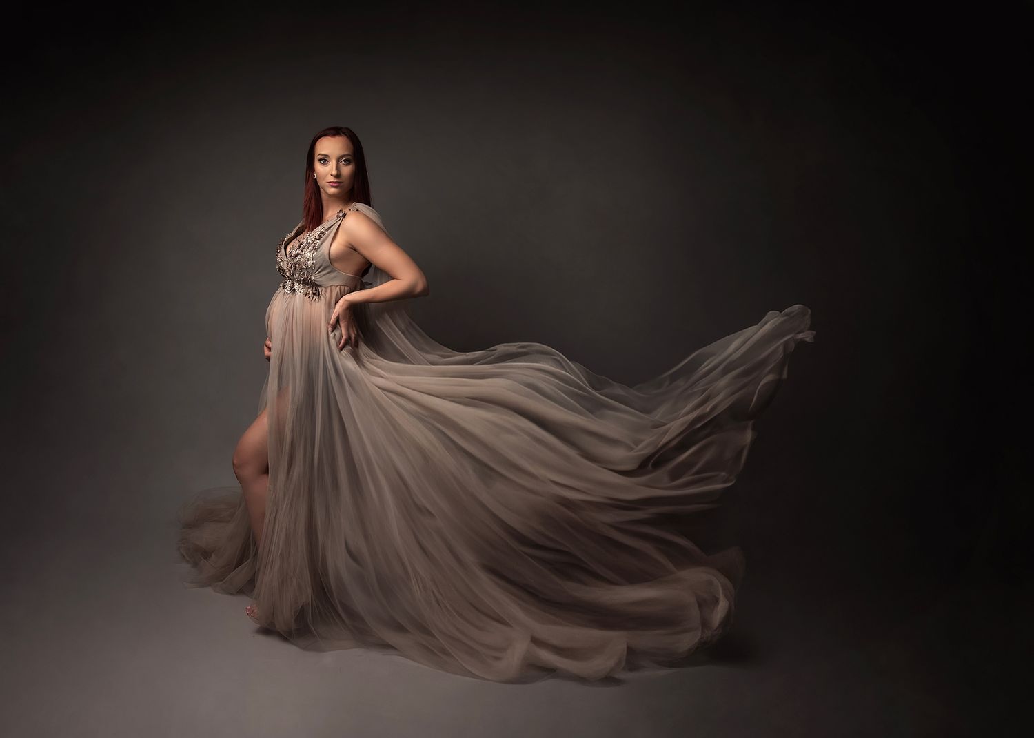 Maternity photographer near Peterborough and Stamford