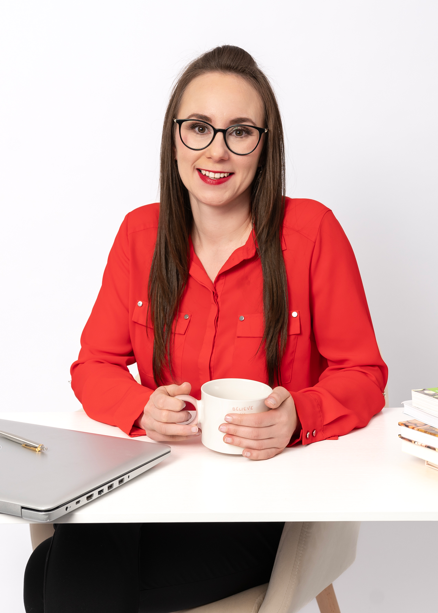 Professional headshot photographer in Spalding for business owners