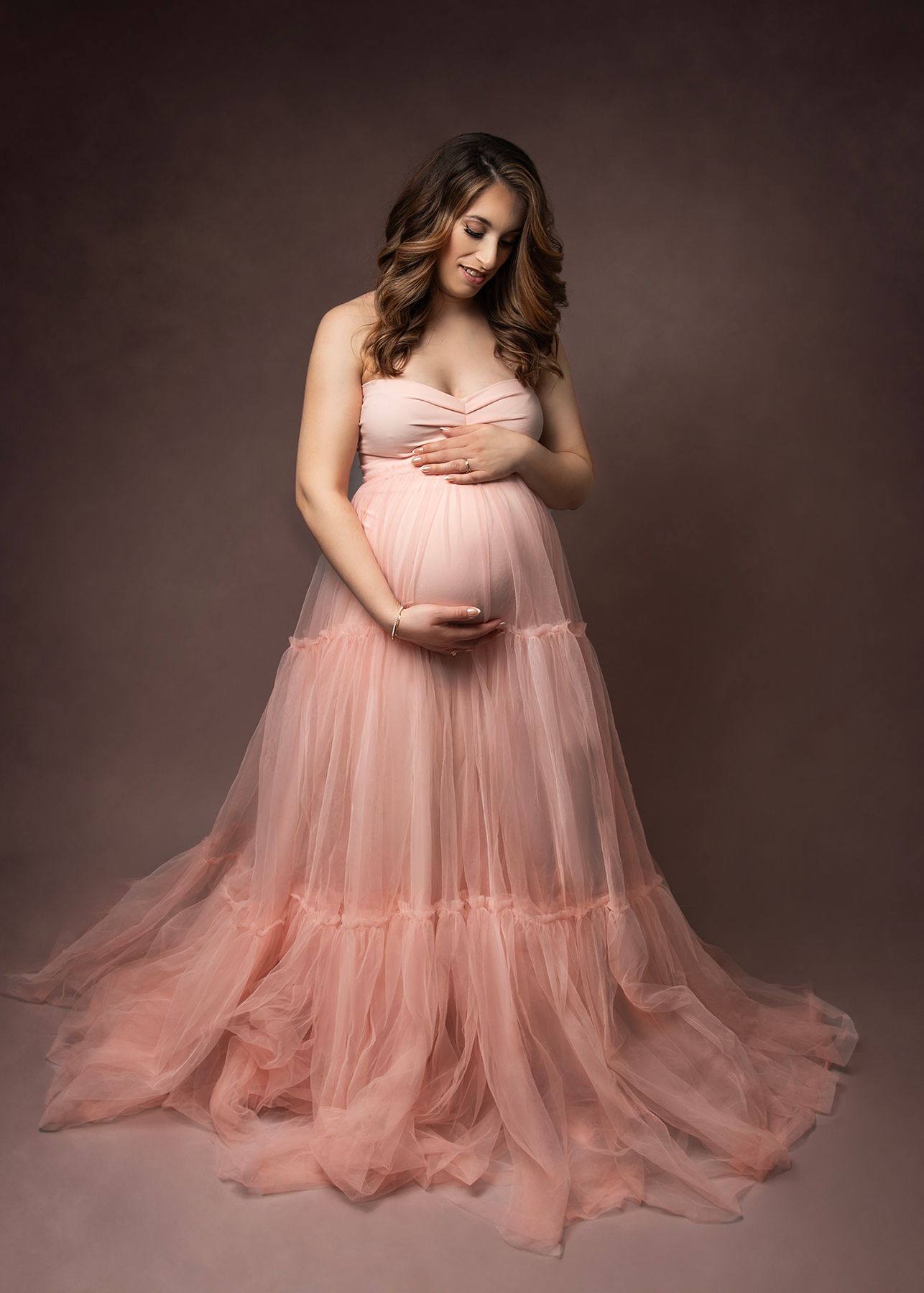 romantic photography for expecting mothers in Lincolnshire  and cambridgeshire