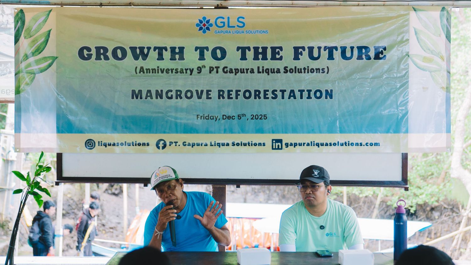 CSR planting mangrove