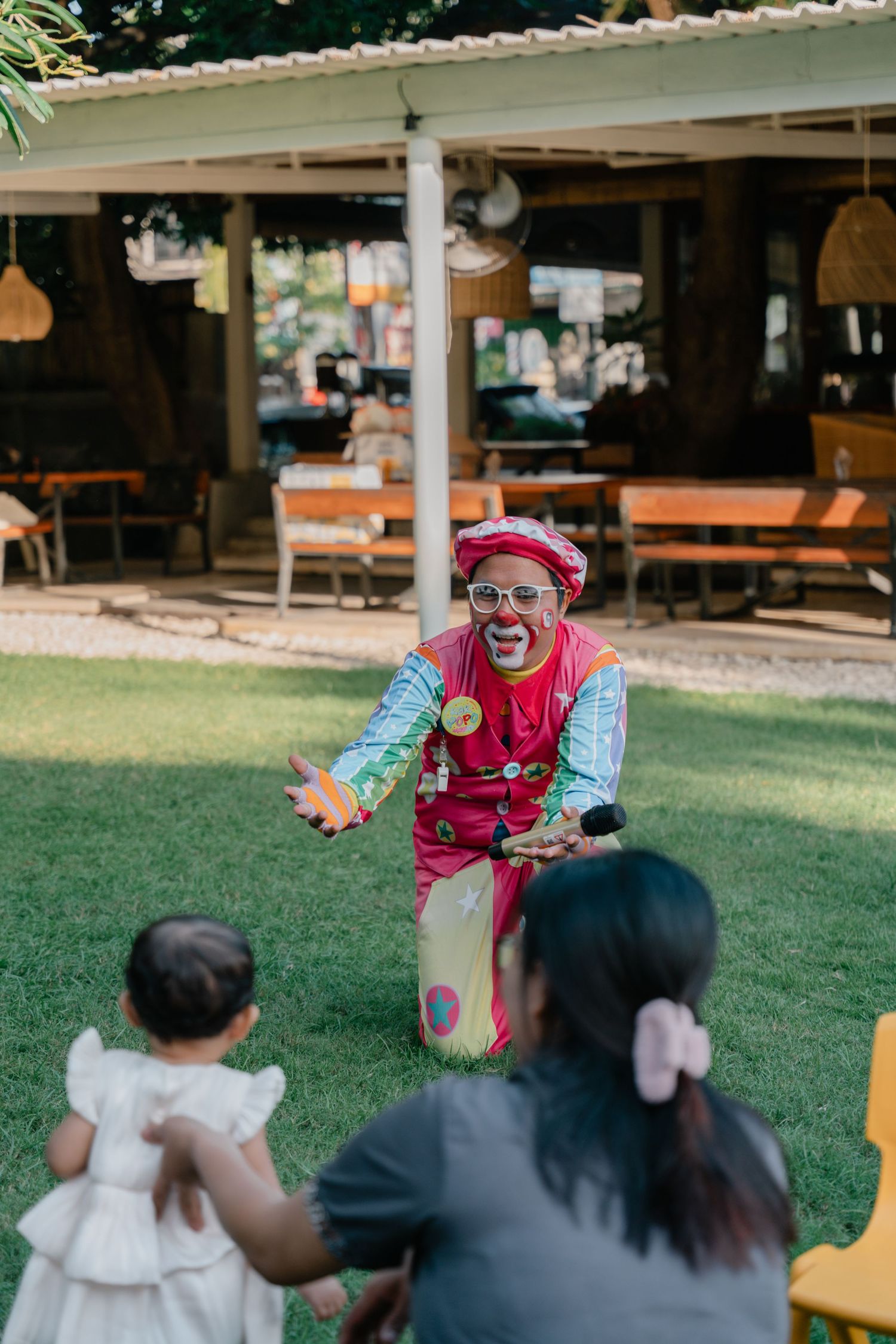 Birthday party with clown and kids