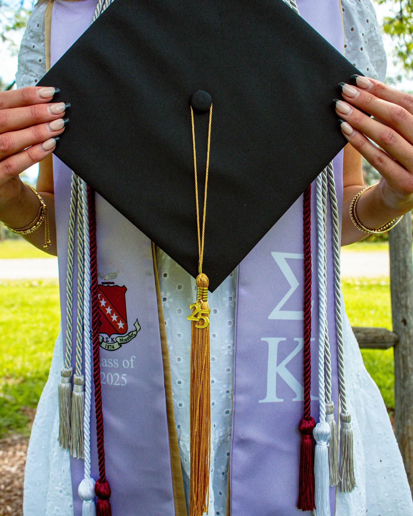 Rae's Lens graduation photos