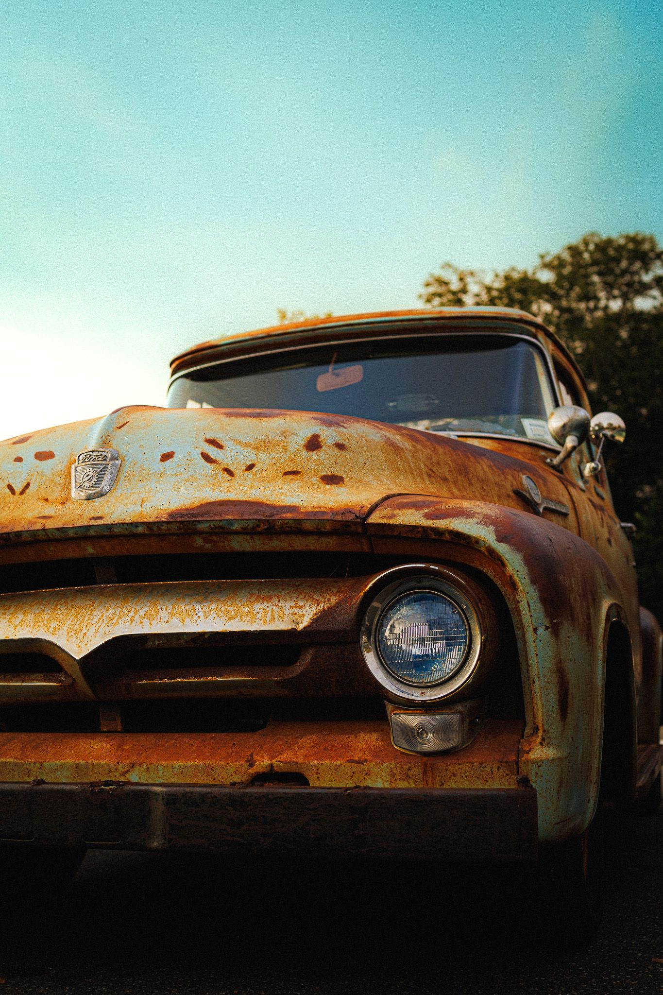 old truck

Look Alive Photo Long Island Based Photographer and Videographer