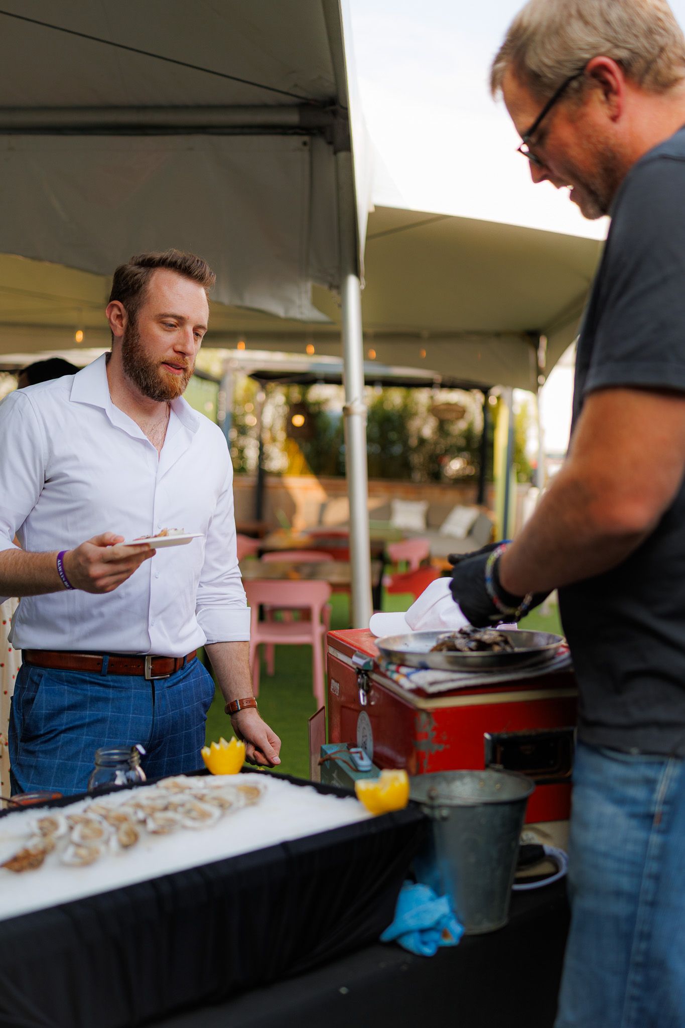 Serving Oysters

Look Alive Photo Long Island Based Photographer and Videographer