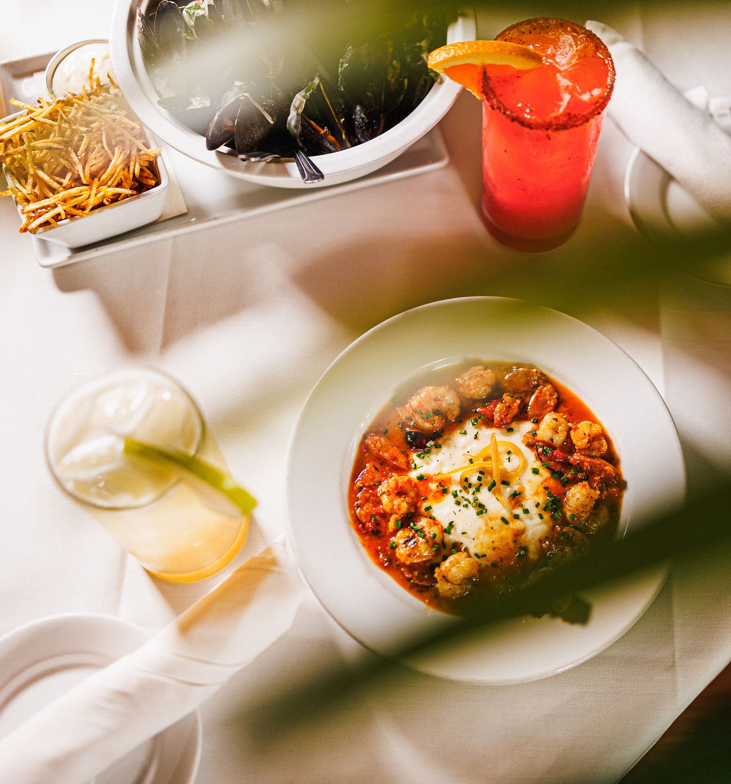 shrimp and grits

Look Alive Photo Long Island Based Photographer and Videographer