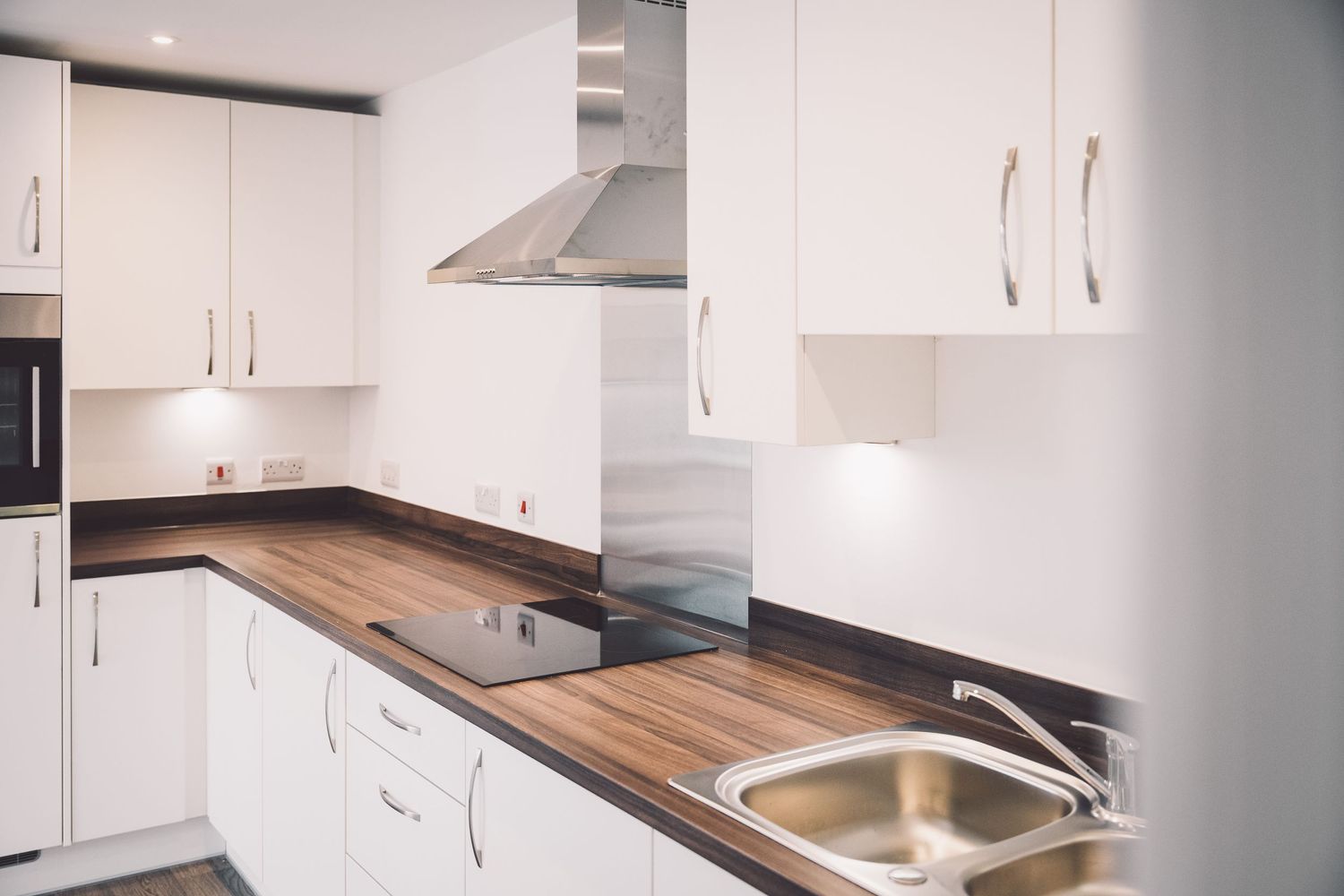 Pomeroy Court Photography . Alderley construction