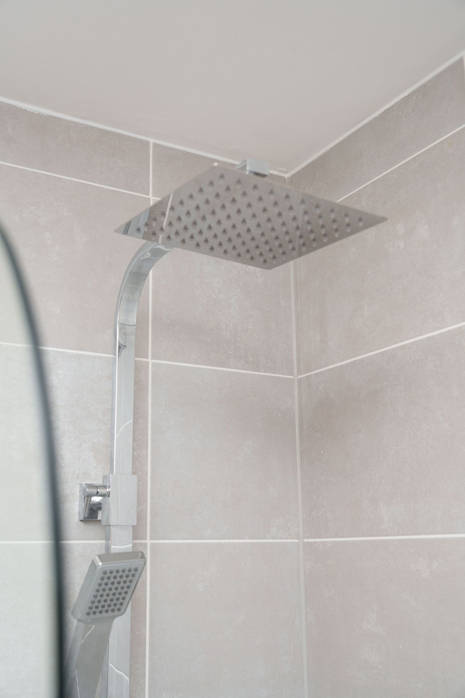 Town Hill, Warrington. Alderley Construction shower