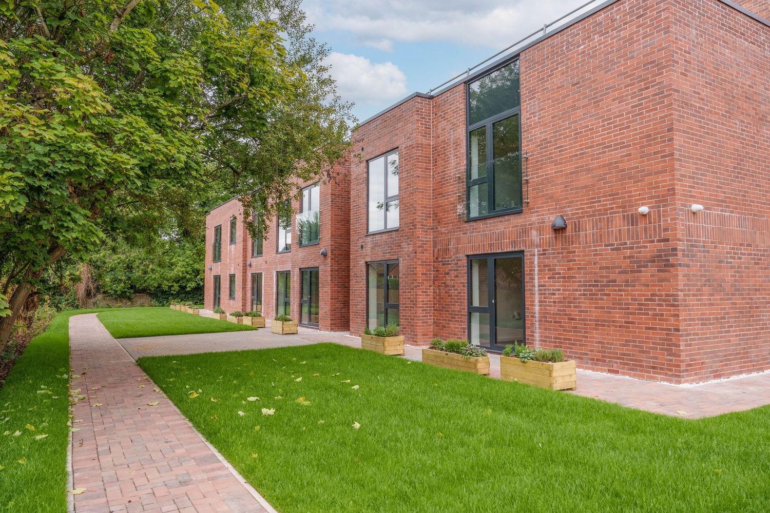 Pomeroy Court Photography grounds. Alderley construction