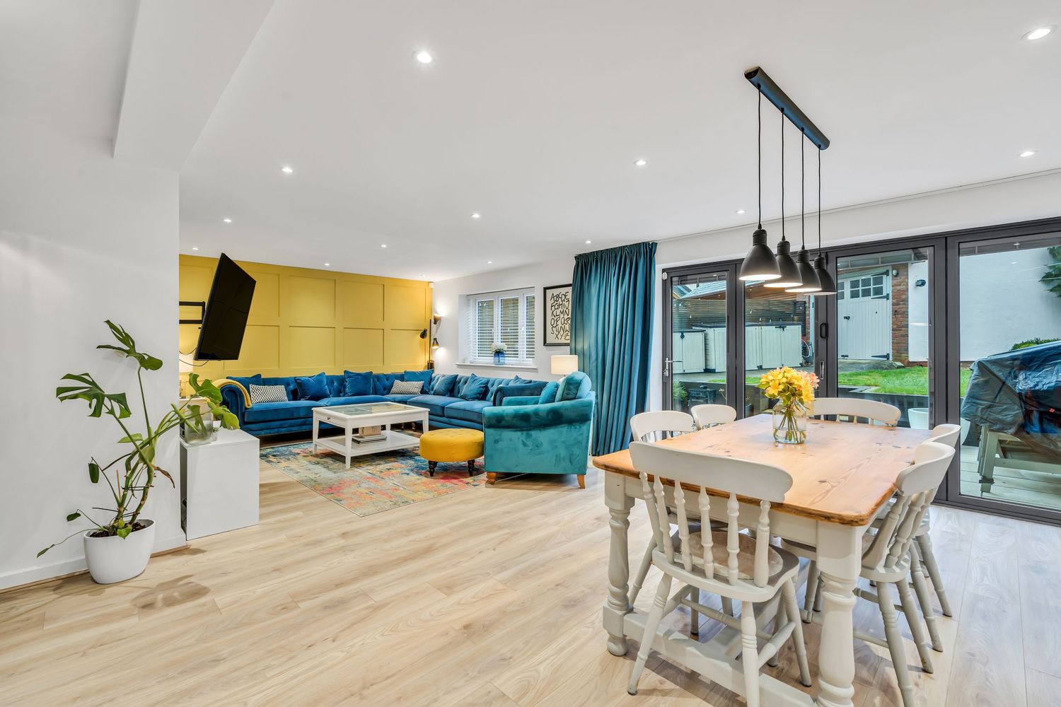 Dining room/Kitchen Photography