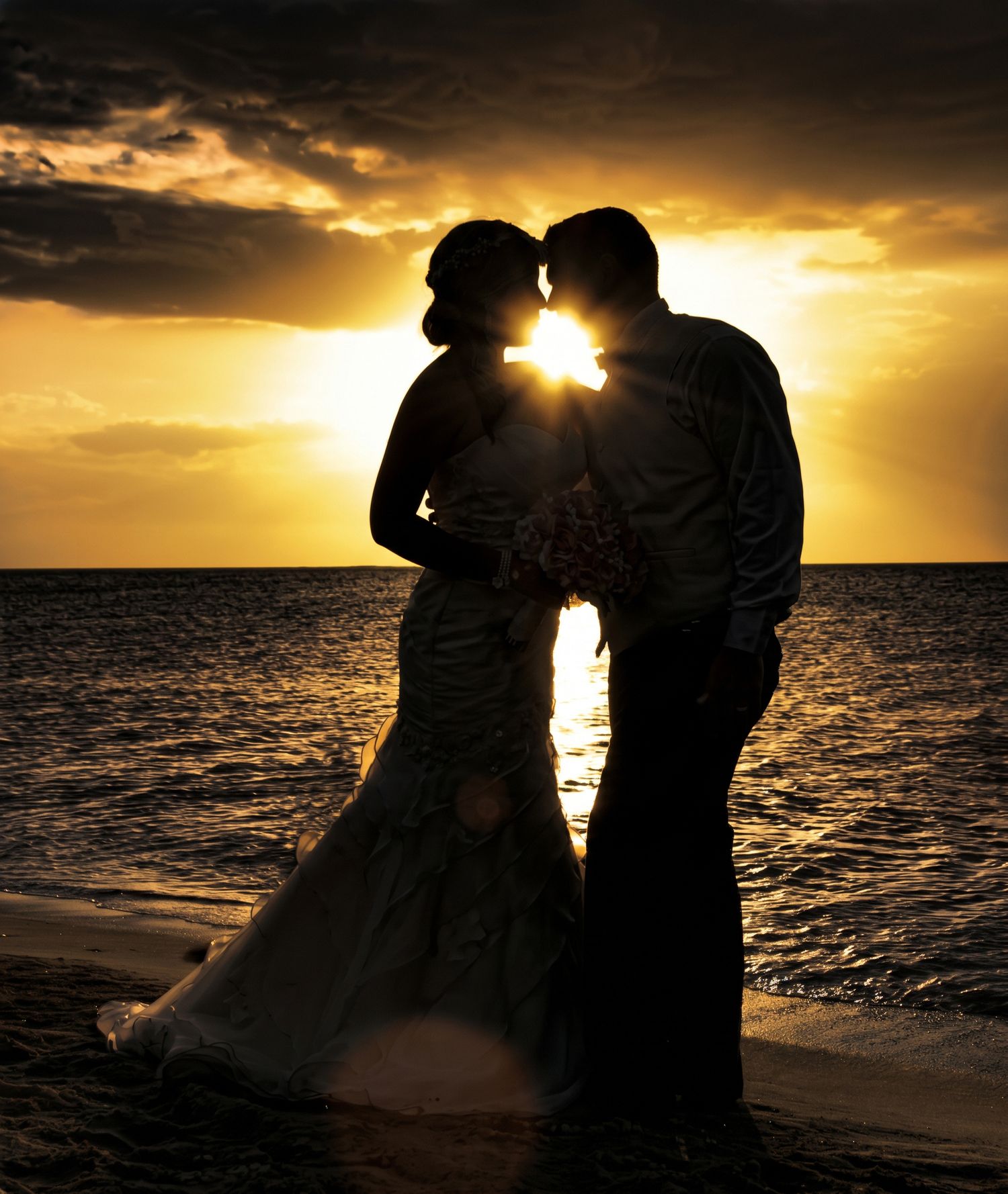 Elegant wedding ceremony indoor setup and lighting - alba paredes Philadelphia
