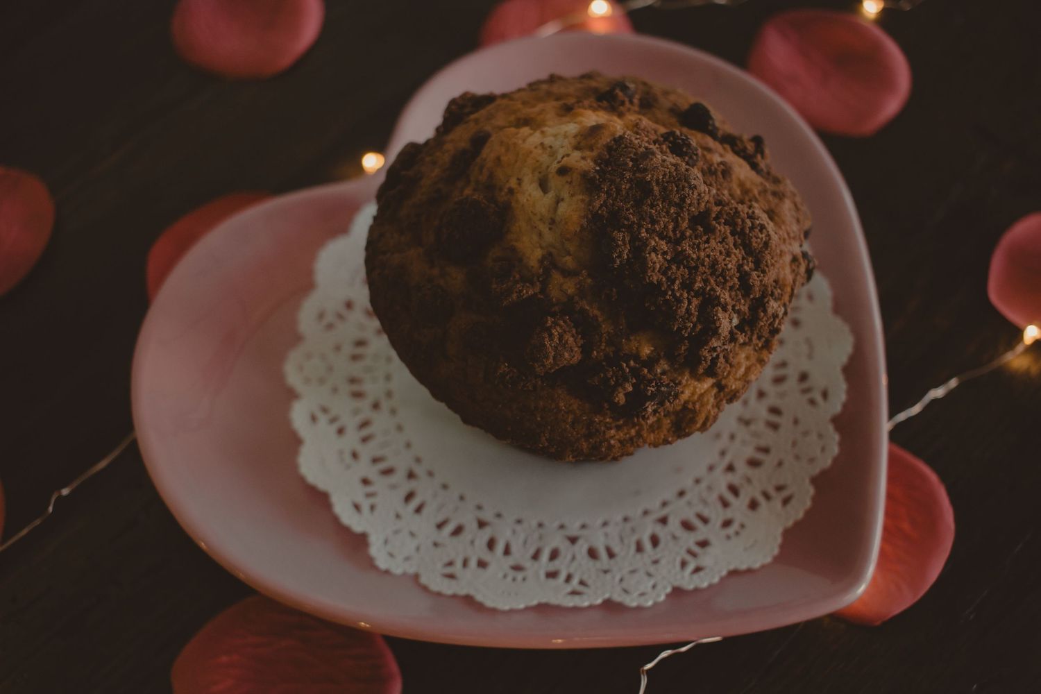 brand photography, branding, cafe, coffee shop, valentines day, food, pastries, menu items, muffin, product, moody, dark, warm, espresso