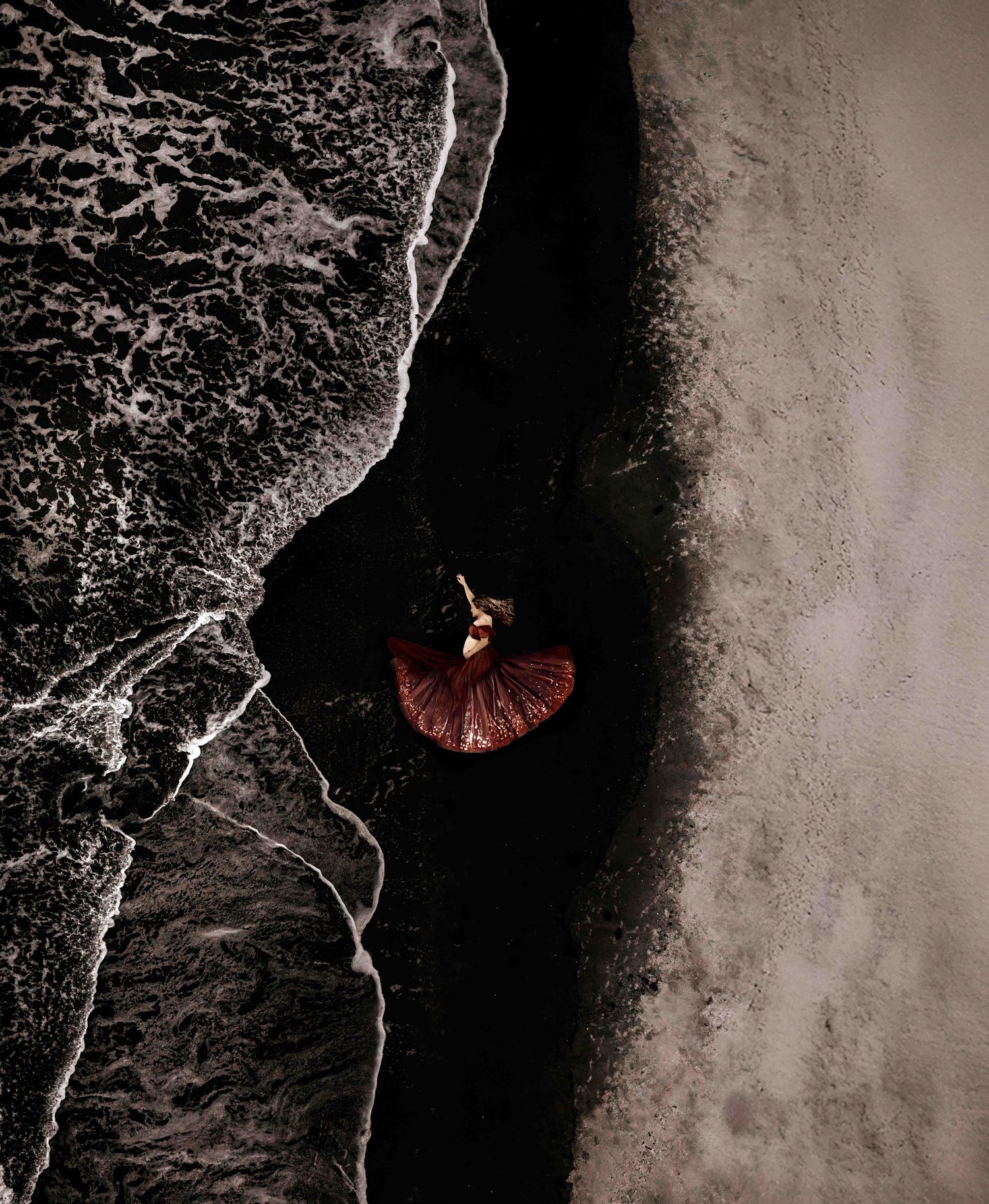 Maternity Drone Photography, Jervis Bay NSW Pregnant women lying on the sand. Jervis Bay & Shoalhaven Maternity Photographer