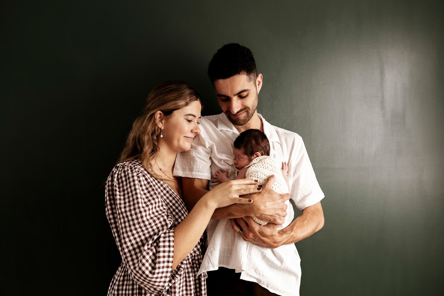 Shoalhaven Newborn Photography with Shoalhaven newborn Photographer - Claire Frances Photography. Shoalhaven, Jervis Bay NSW