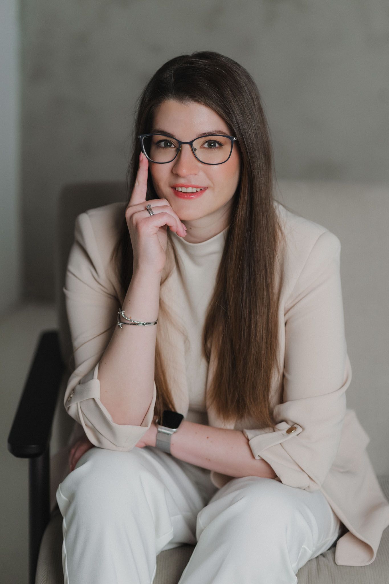 Business - portré fotózás - weboldalra - budapesten és magyarországon -  üzleti portfólió -  Kurucz Dominika fotós